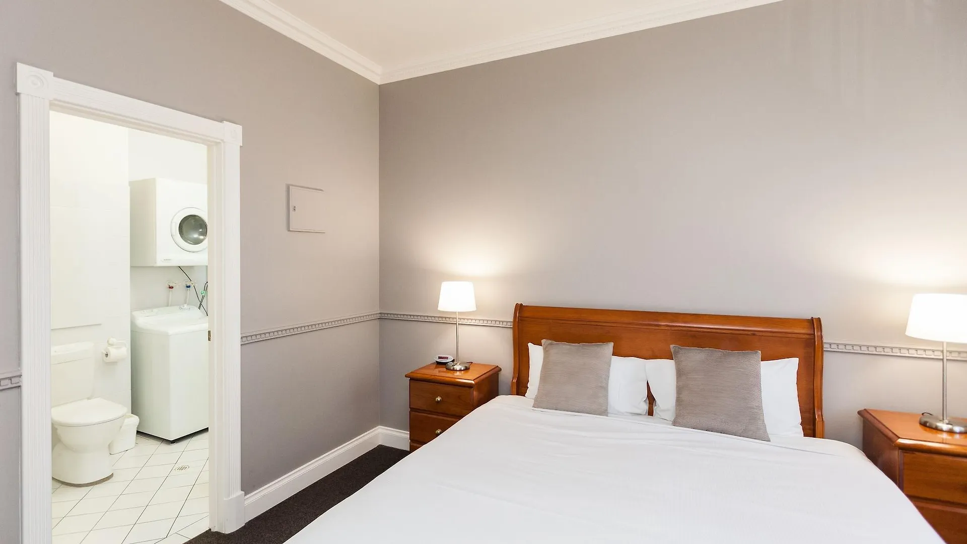 Majestic Tynte Street Apartments Adelaide 4*,